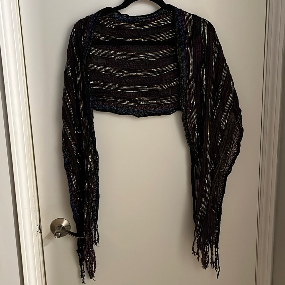 Super cute dressy shall or wrap
